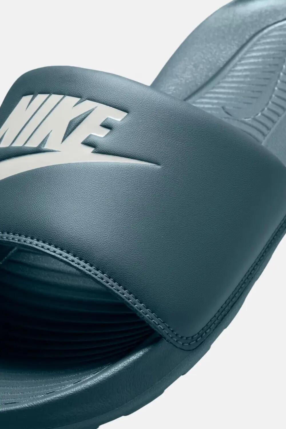 Nike Victori One Slide 4/6