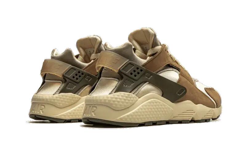 Scarpe - Lifestyle - Semplici - Stussy Air Huarache - Desert Oak/Reed 3/4
