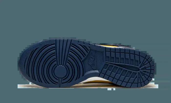 Schuhe - Basketball - Low-top - Dunk Low Michigan - University Gold/White 4/4