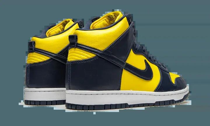 Scarpe - Lifestyle - Unisex - High-top - Dunk High Michigan - Maize/blu 3/4