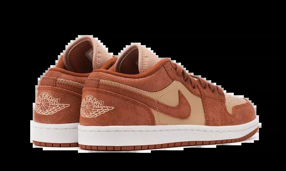 Schoenen - Lifestyle - Air Jordan 1 Low SE - Legend Coffee 3/4
