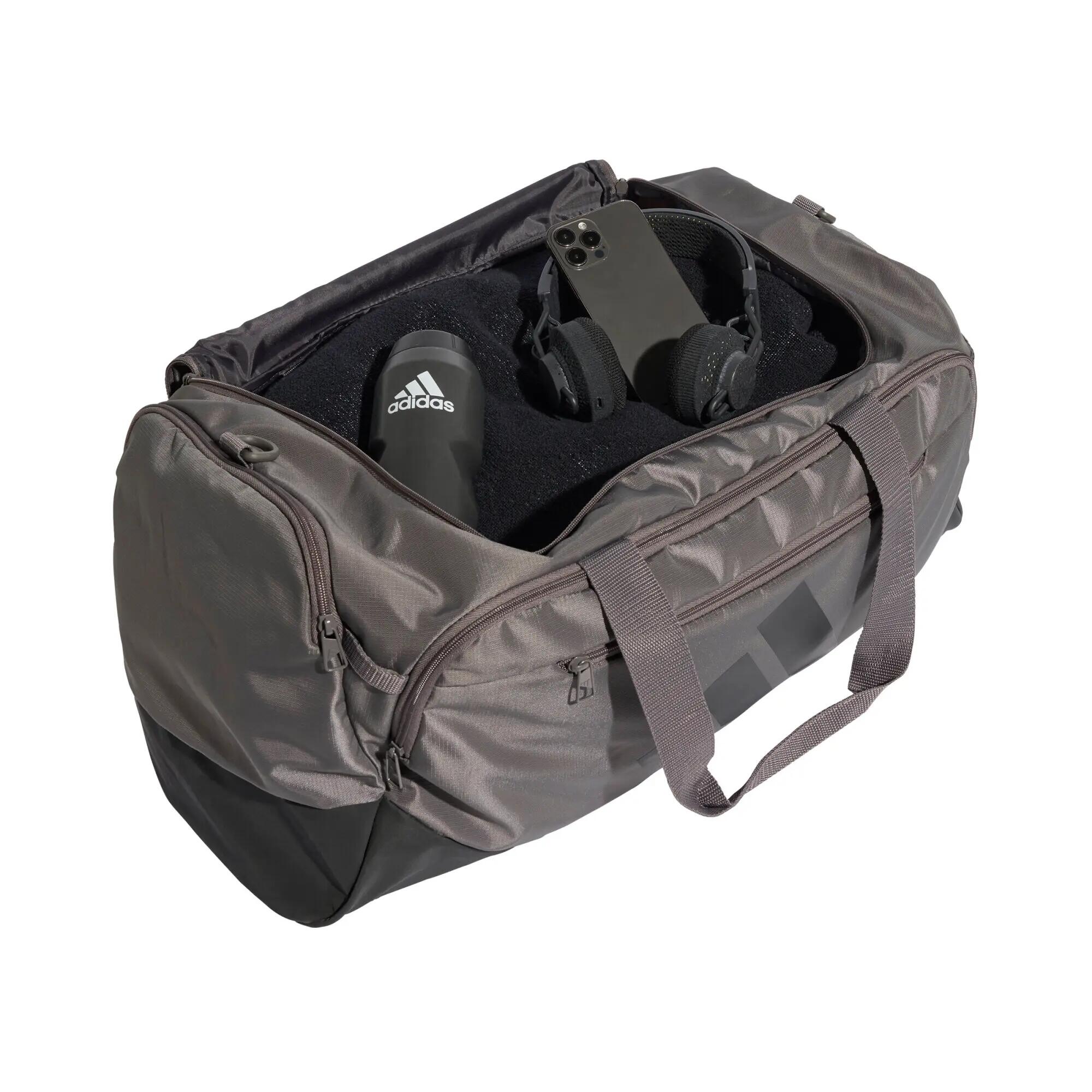 TRAINING DEFENDER DUFFLE BAG MEDIUM 10/12