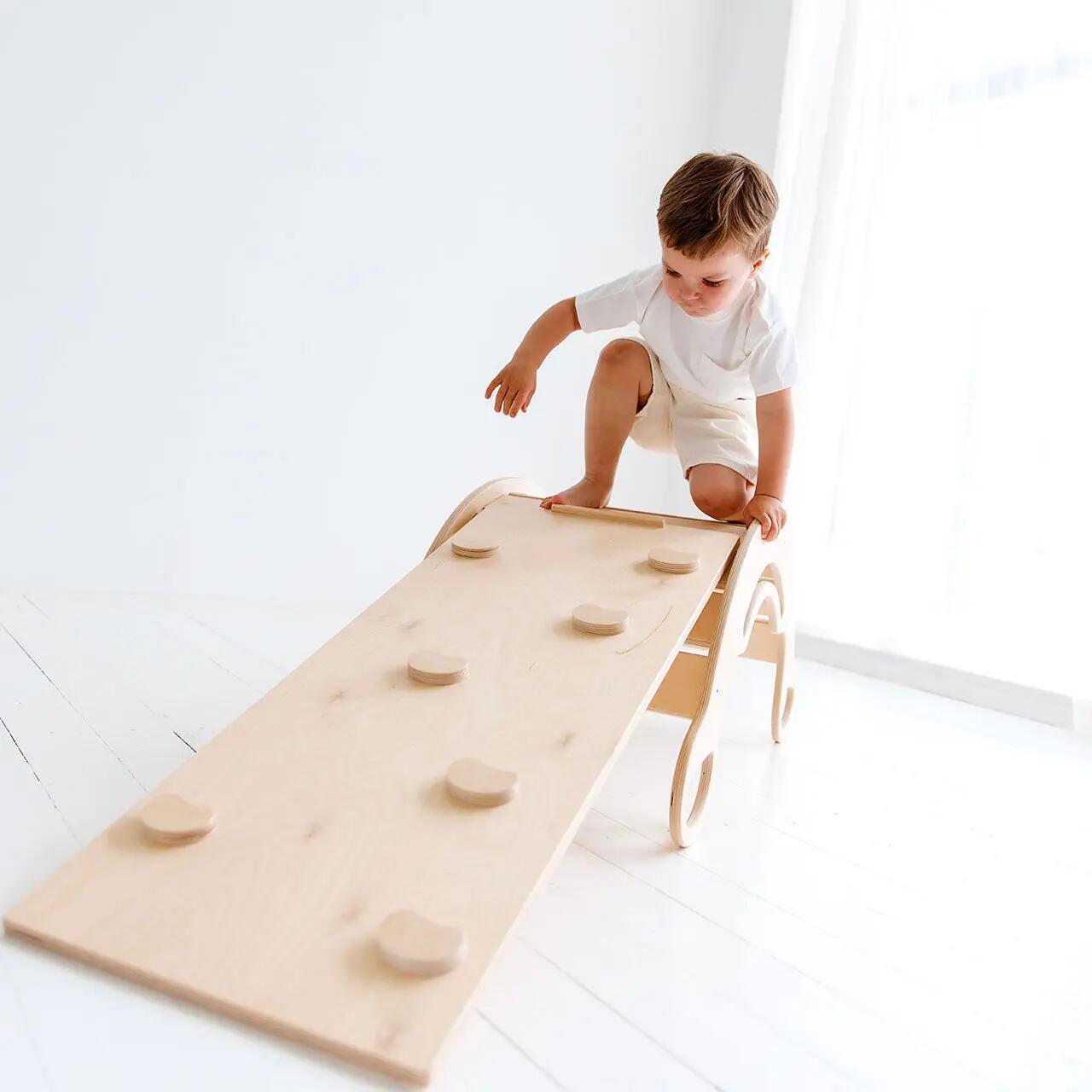 Montessori set s balanční houpačkou v přírodním provedení a oboustrannou deskou 5/10