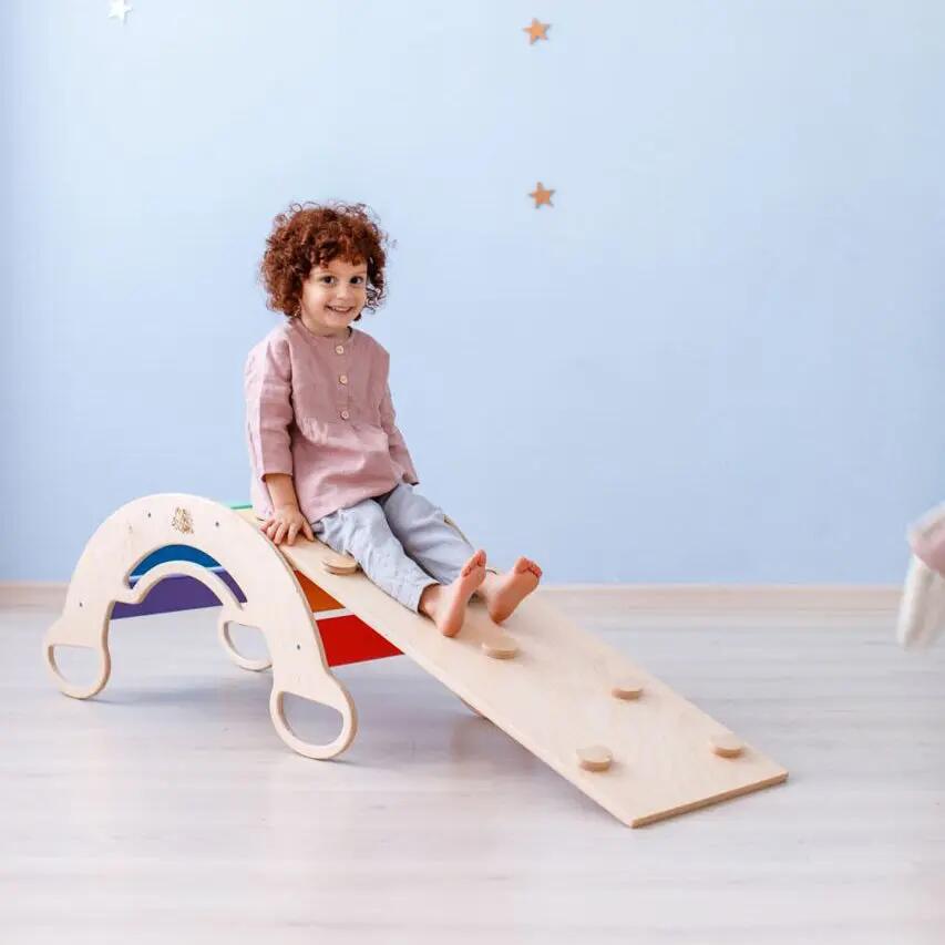 Montessori set: pestrá houpačka, oboustranná deska a polštář 4/10