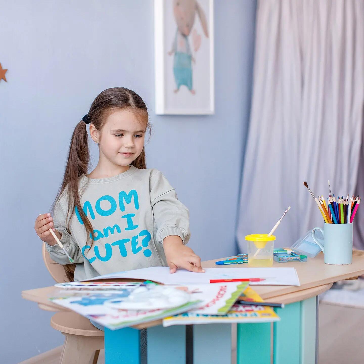 Montessori set s balanční houpačkou v mátových barvách a oboustrannou deskou 4/10