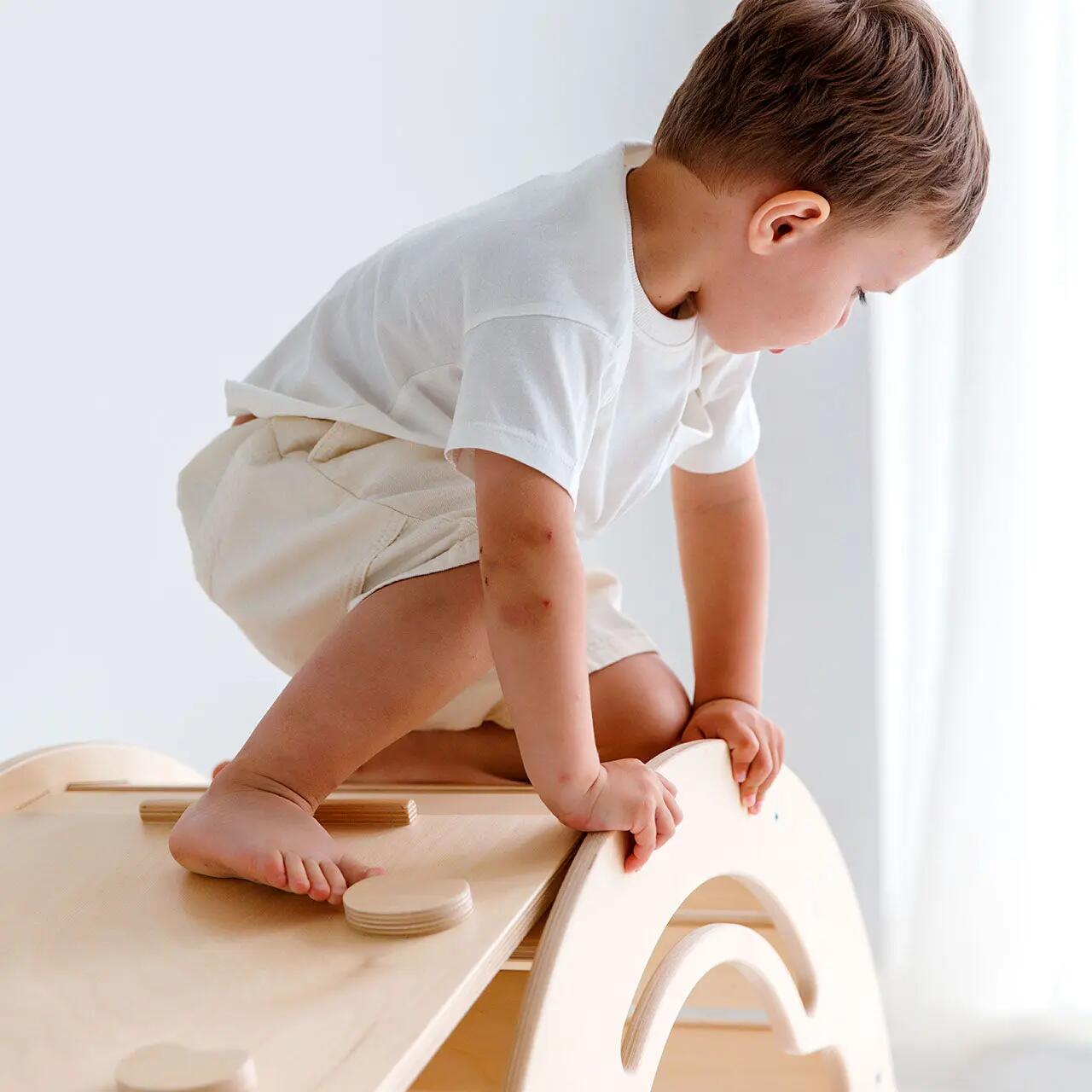 Montessori set s balanční houpačkou v přírodním provedení a oboustrannou deskou 3/10
