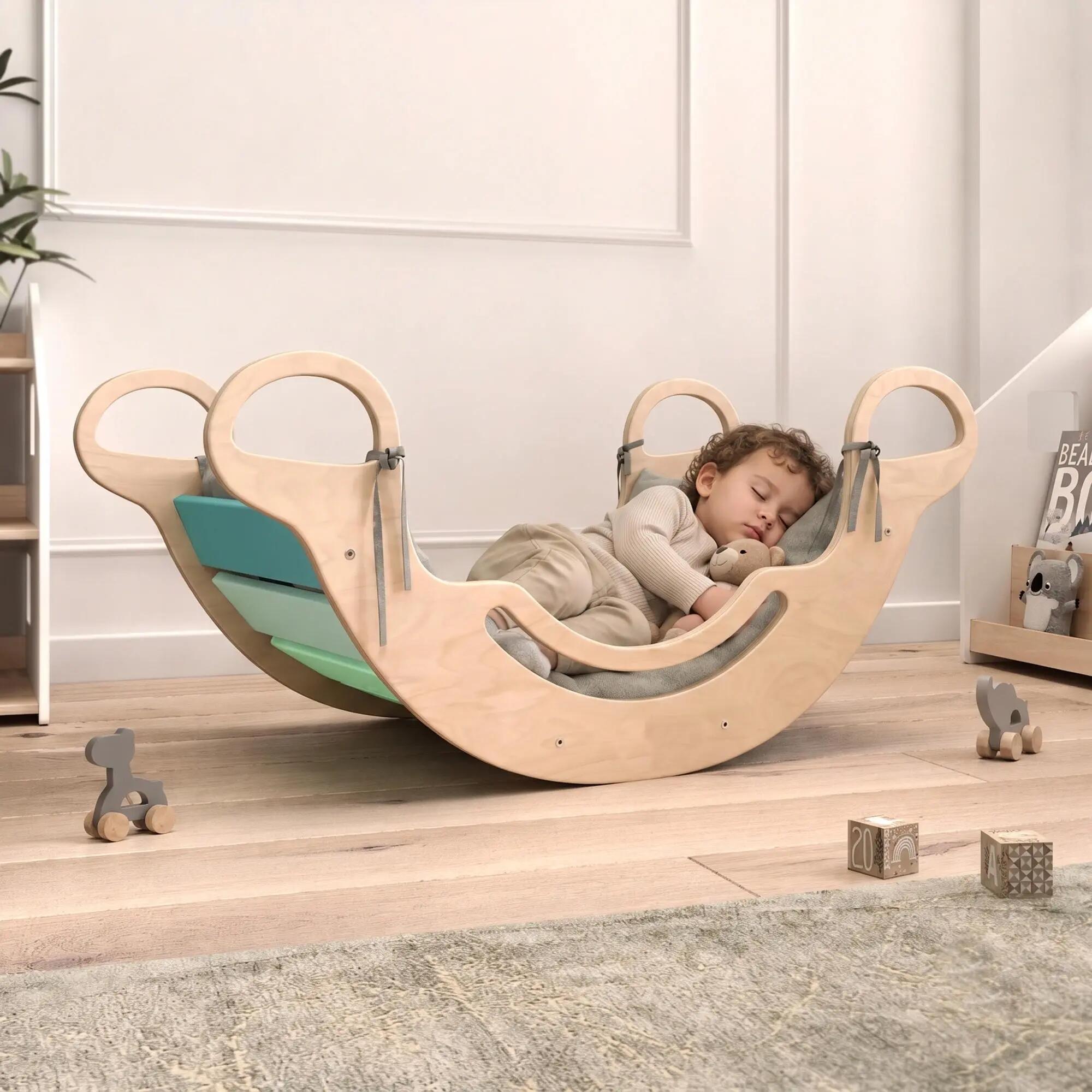 Montessori set s balanční houpačkou v mátových barvách a polstrovaným polštářem 2/10