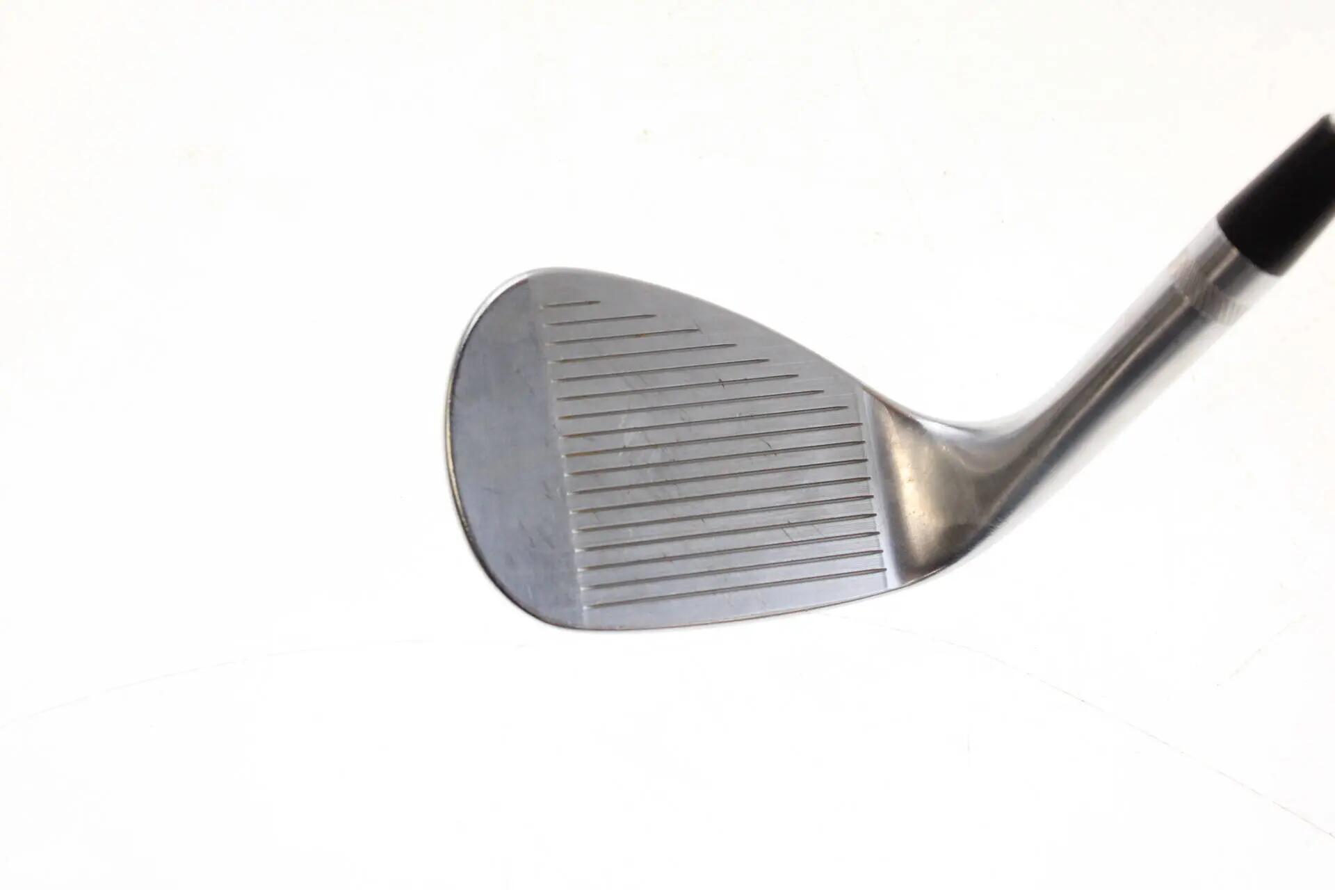 Seconde vie - Titleist Vokey SM10 Tour Chrome M-Grind RH 58-deg Wedge - Good 3/5