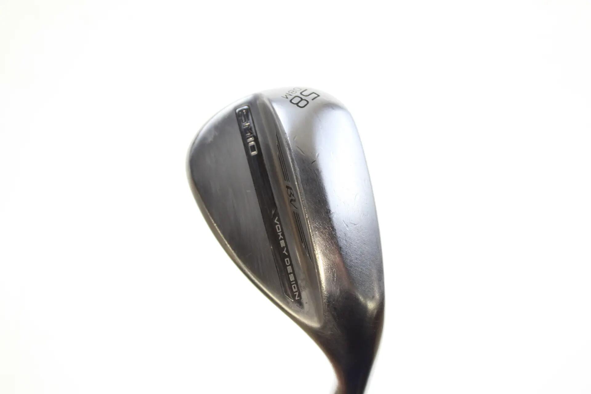 Seconde vie - Titleist Vokey SM10 Tour Chrome M-Grind RH 58-deg Wedge - Good 2/5