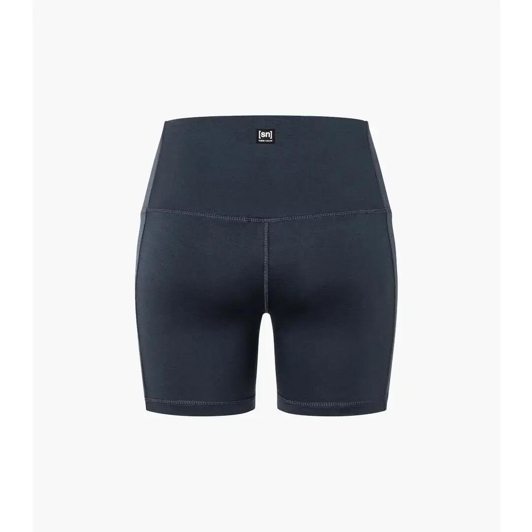 Short femme super.natural Liquid Flow 4/5