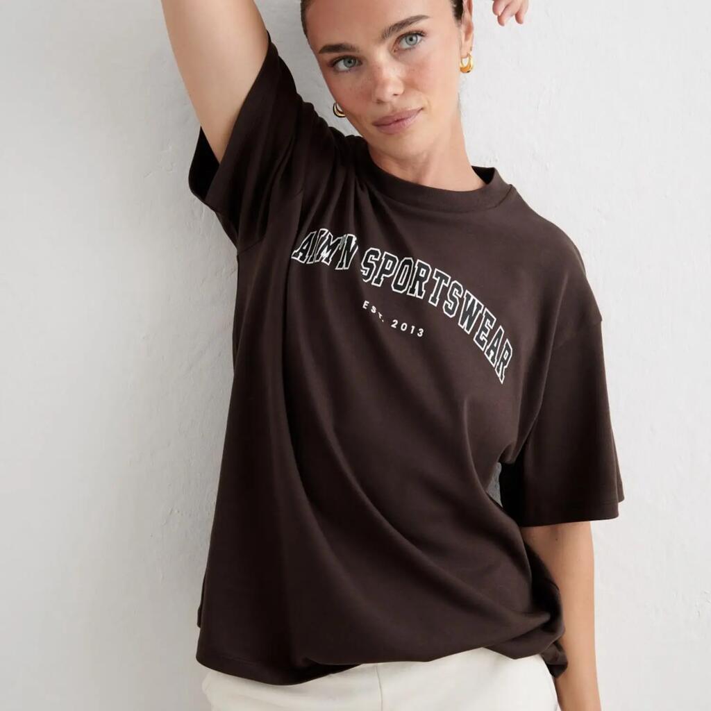 Women's T-shirt Oversized Varsity Boyfriend Chocolate