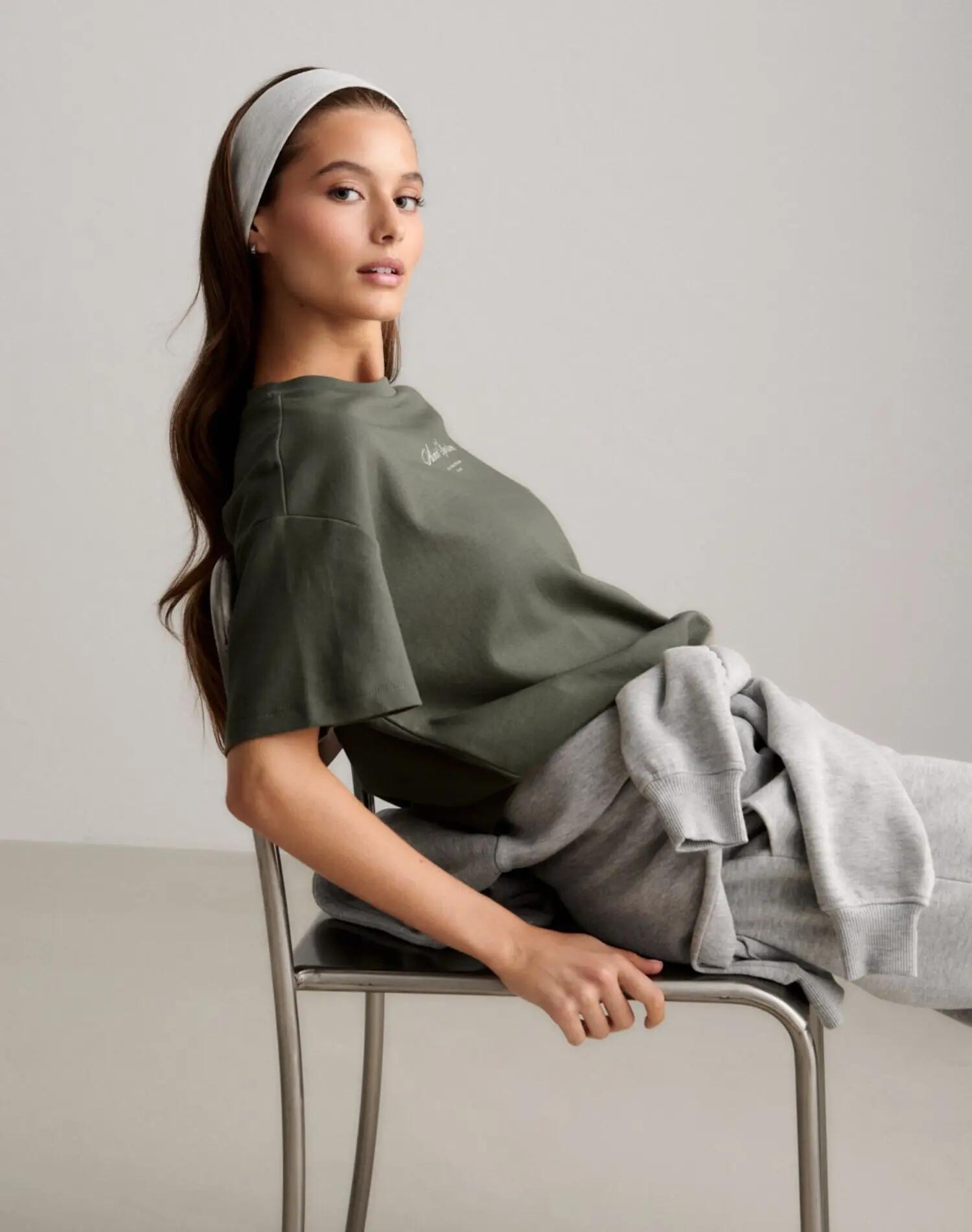 Femme T-shirt Coupe Carrée Lettrage Lierre 6/7