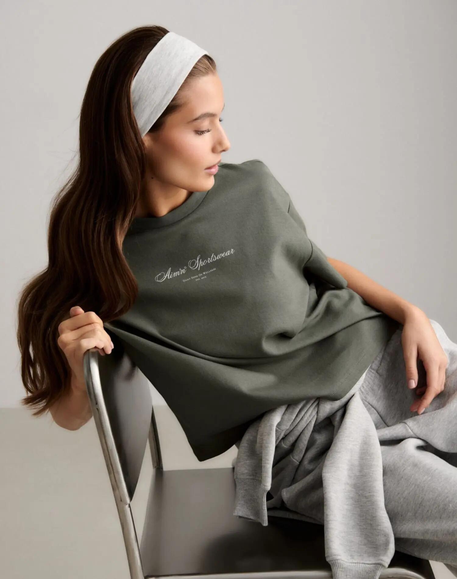 Femme T-shirt Coupe Carrée Lettrage Lierre 5/7