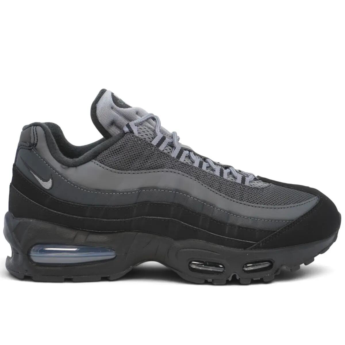 NIKE picture