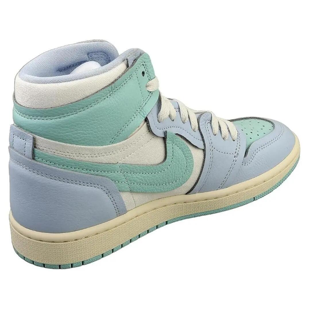 Baskets AIR JORDAN Femme (Bleu Clair) 3/4