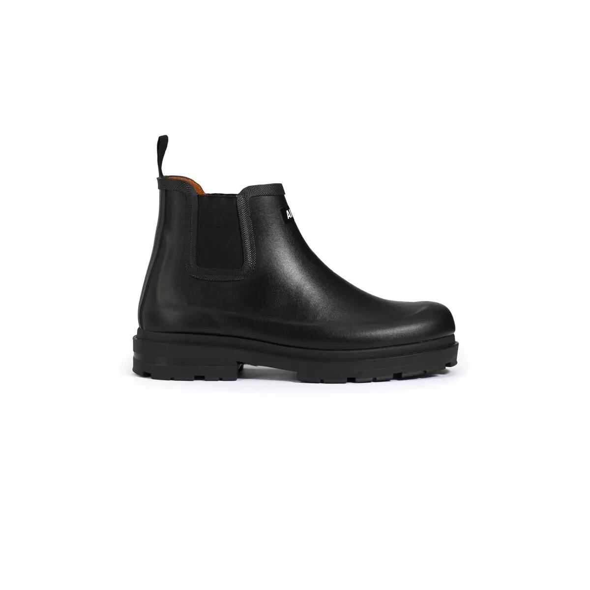 AIGLE picture