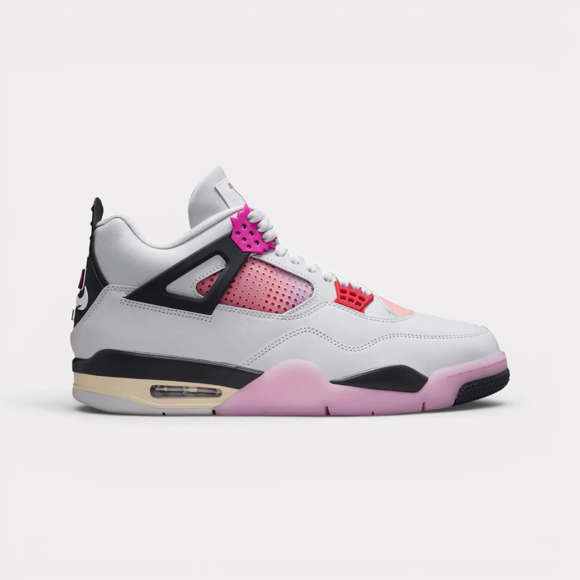 NIKE picture