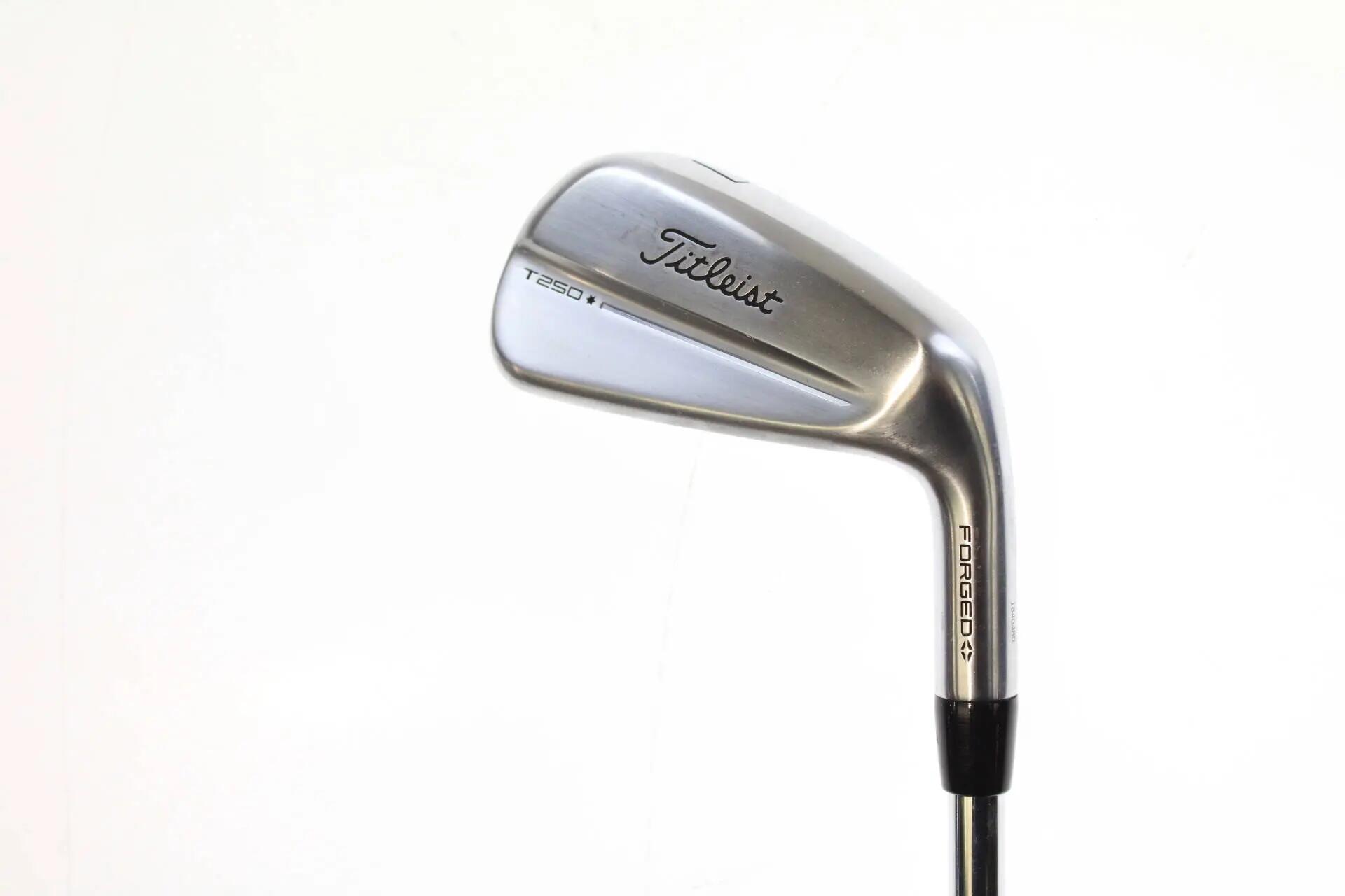 TITLEIST picture