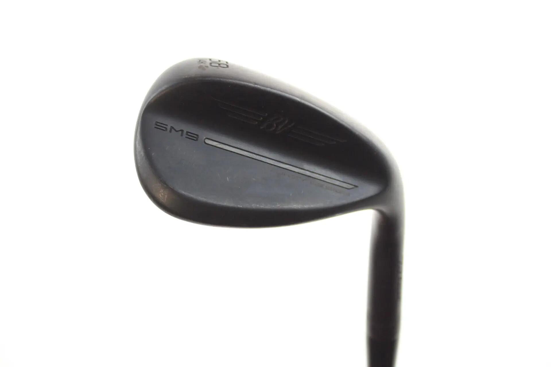 TITLEIST picture