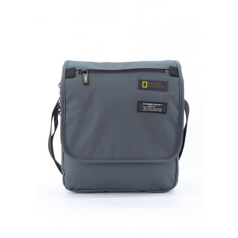 BOLSO BANDOLERA NATGEO SOLAPA, RPET RECICLADO, RFID TARJETAS, TABLET. MUTATION