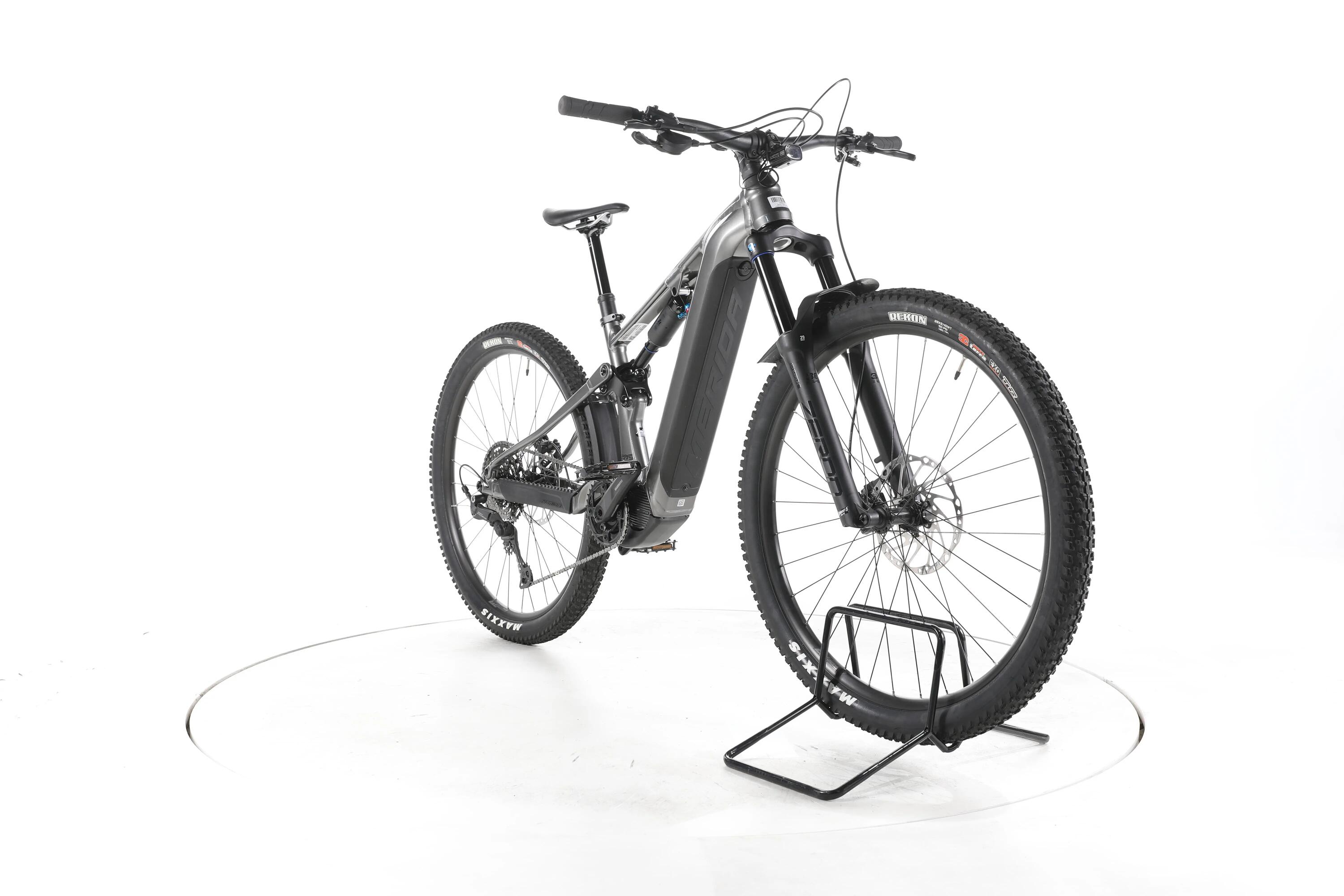 Segunda vida - Merida eONE-Forty 475 EP1 E-Bike Fully 2024 - Bom Estado 3/7