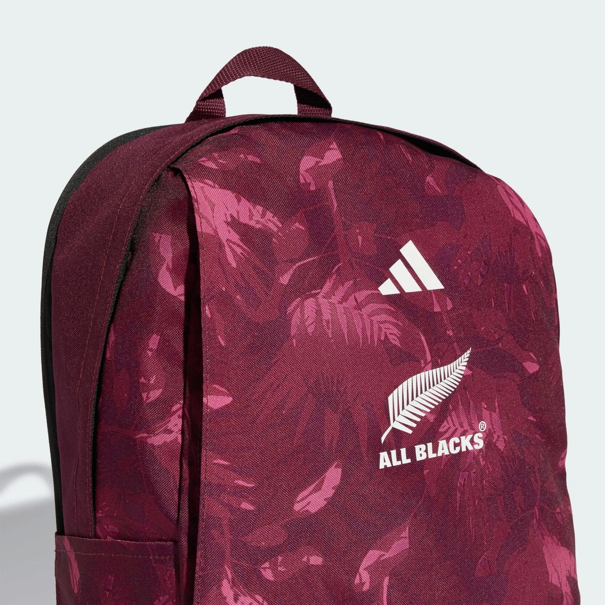 ALL BLACKS RUGBY GREATEST RIVALRY RUCKSACK 5/7