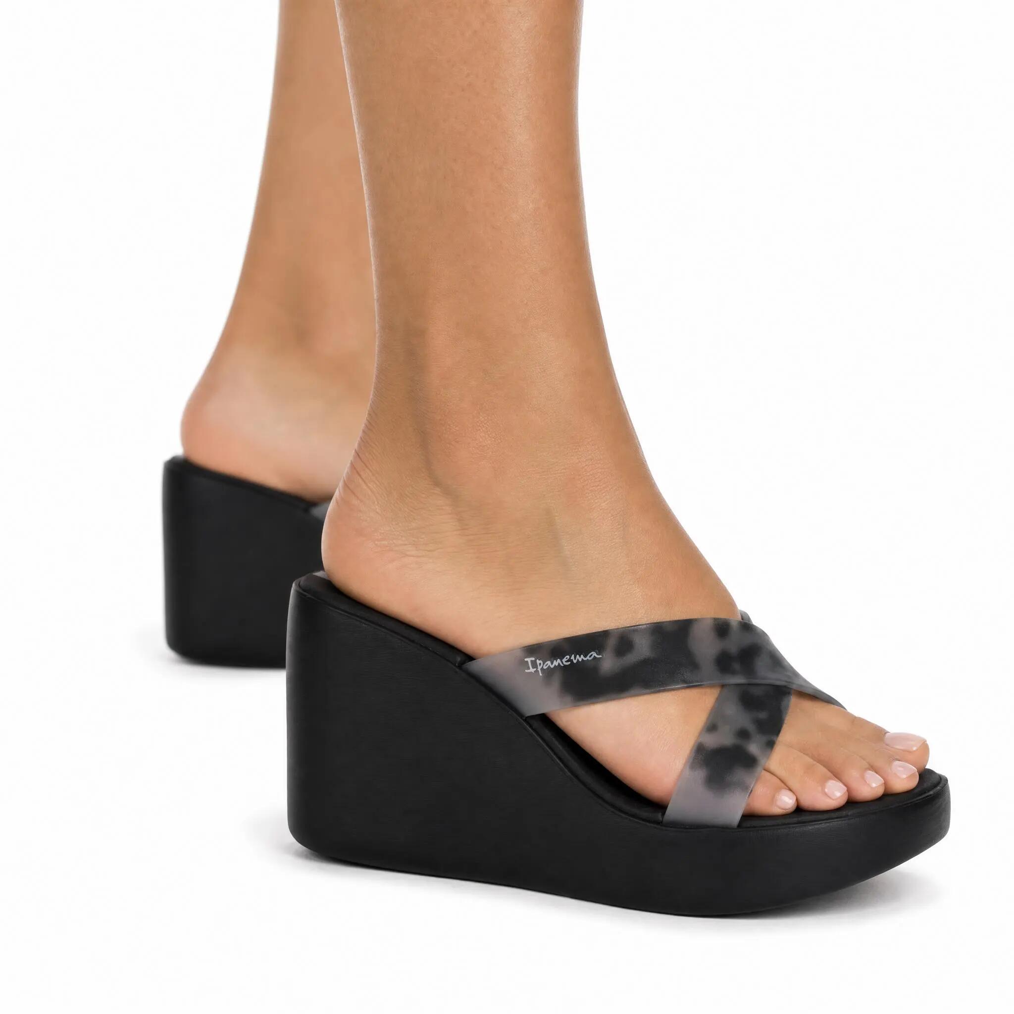 Klapki damskie na platformie Ipanema 83520 HIGH FASHION SLIDE FEM 5/5