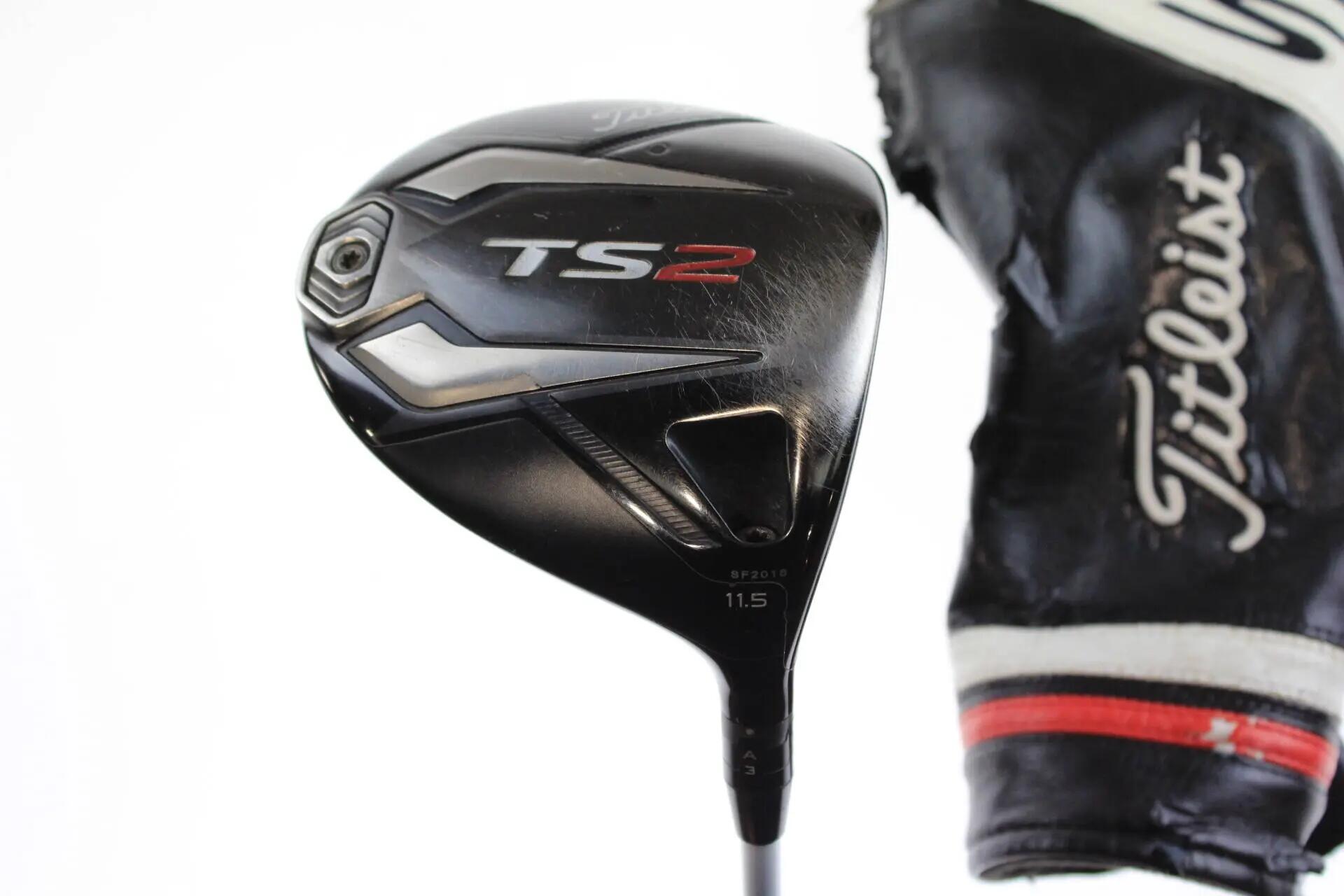 TITLEIST picture