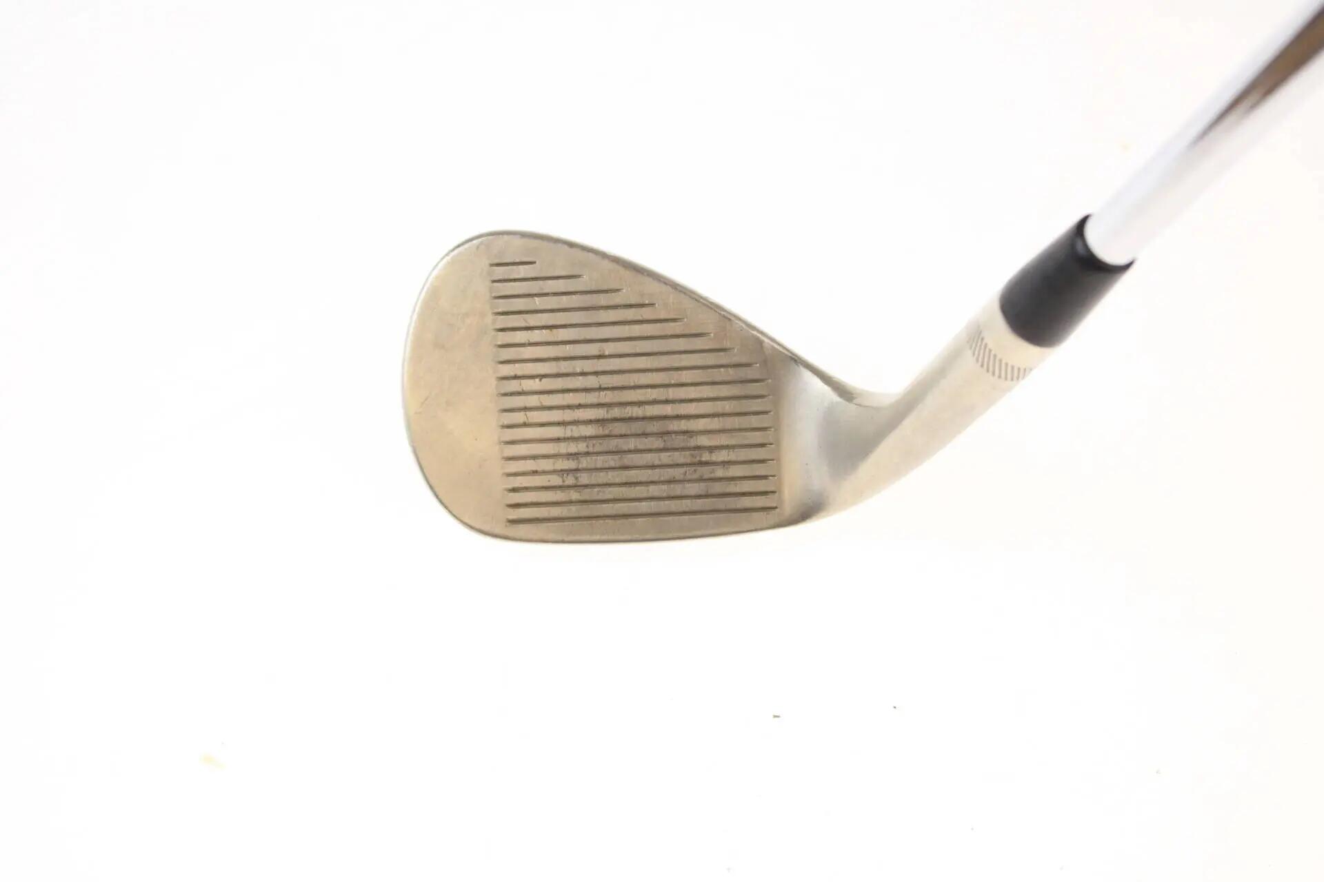 Seconde vie - Titleist Vokey SM10 Nickel D-Grind RH 56-deg Wedge - Sufficient 3/5