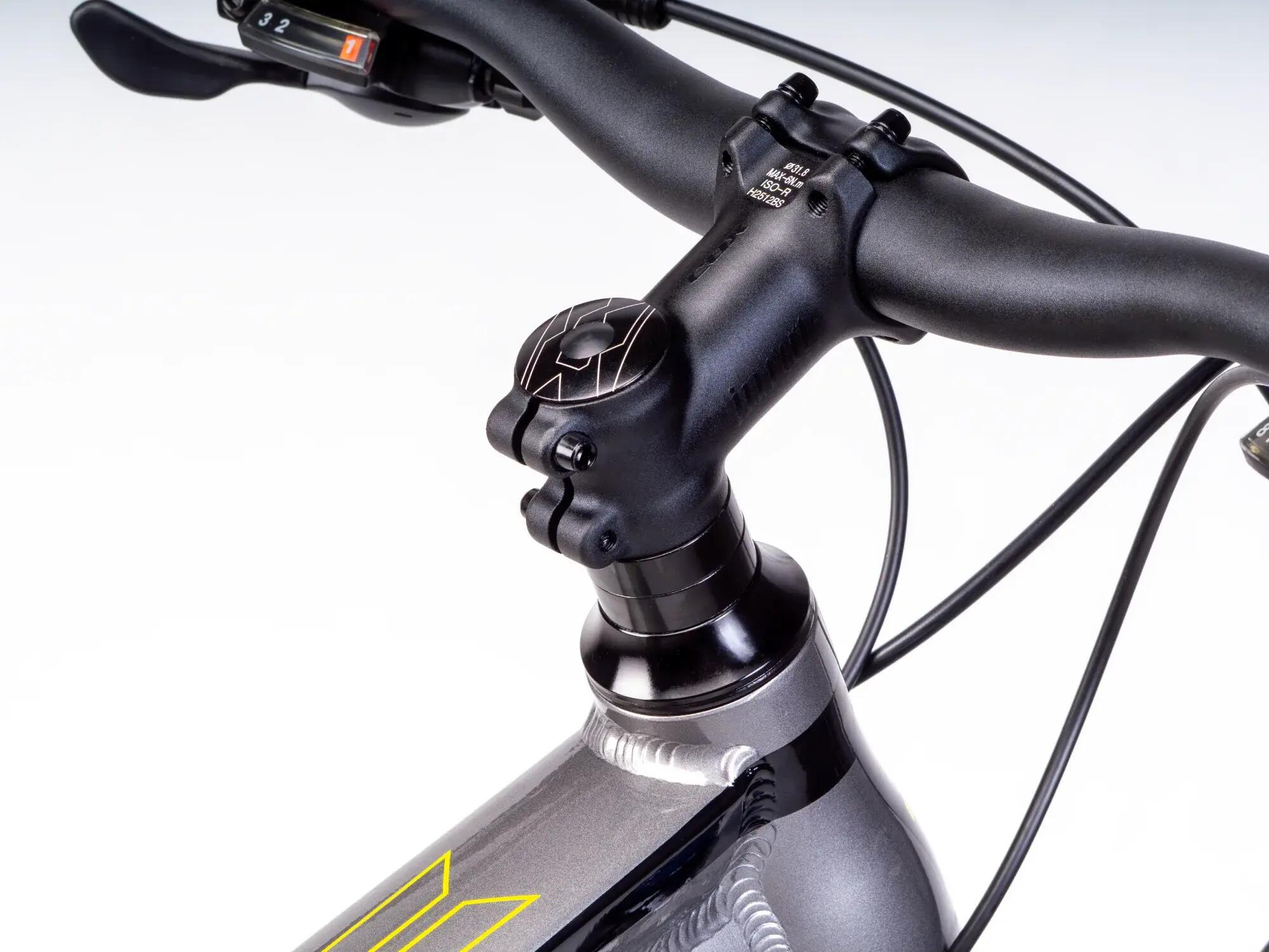 Robustes 29-Zoll-Hardtail mit Shimano-Antrieb, hydraulischen Scheibenbremsen und 6/13