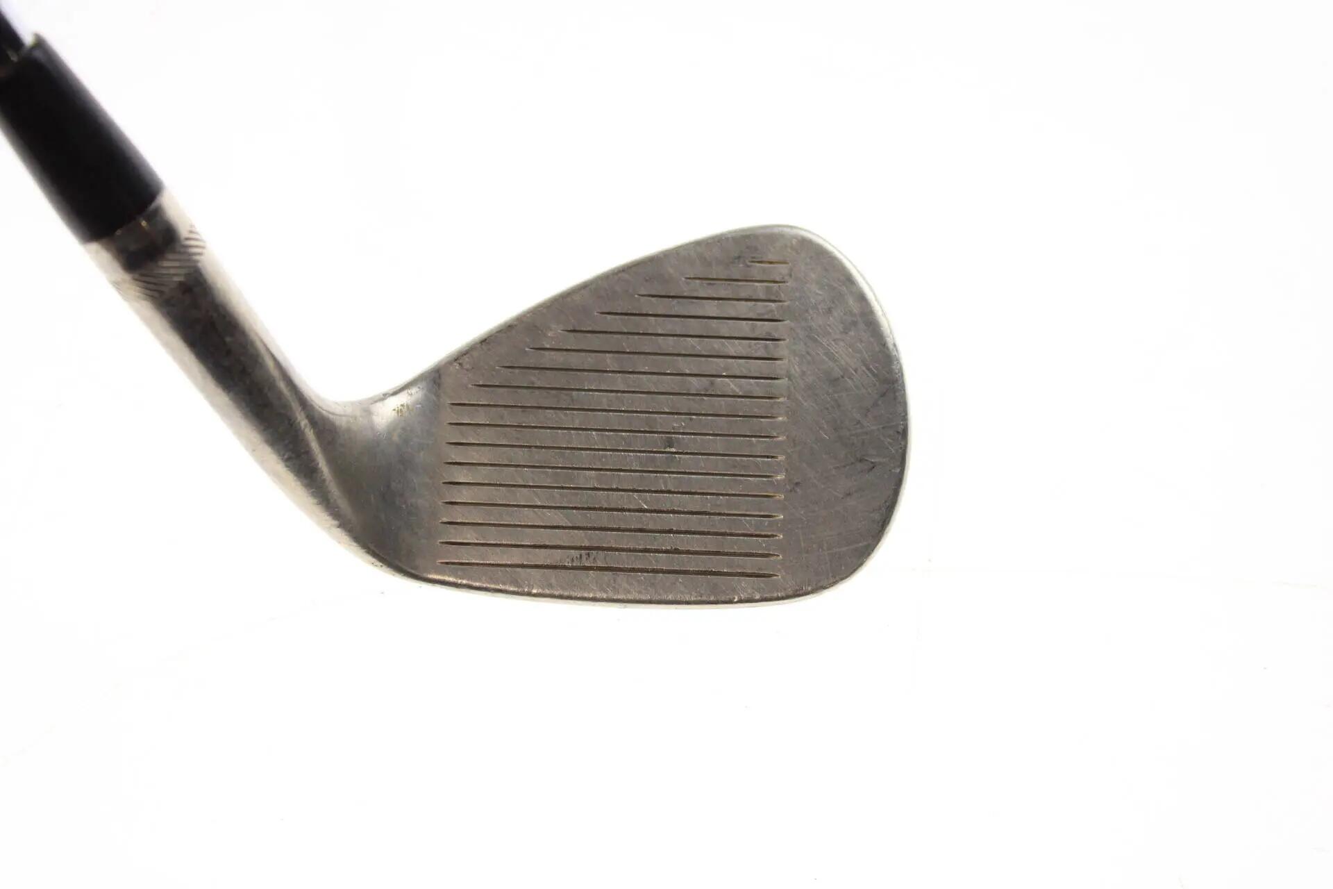 Seconde vie - Titleist Vokey SM9 Brushed Steel F-Grind LH 52-deg Wedge - Good 3/5