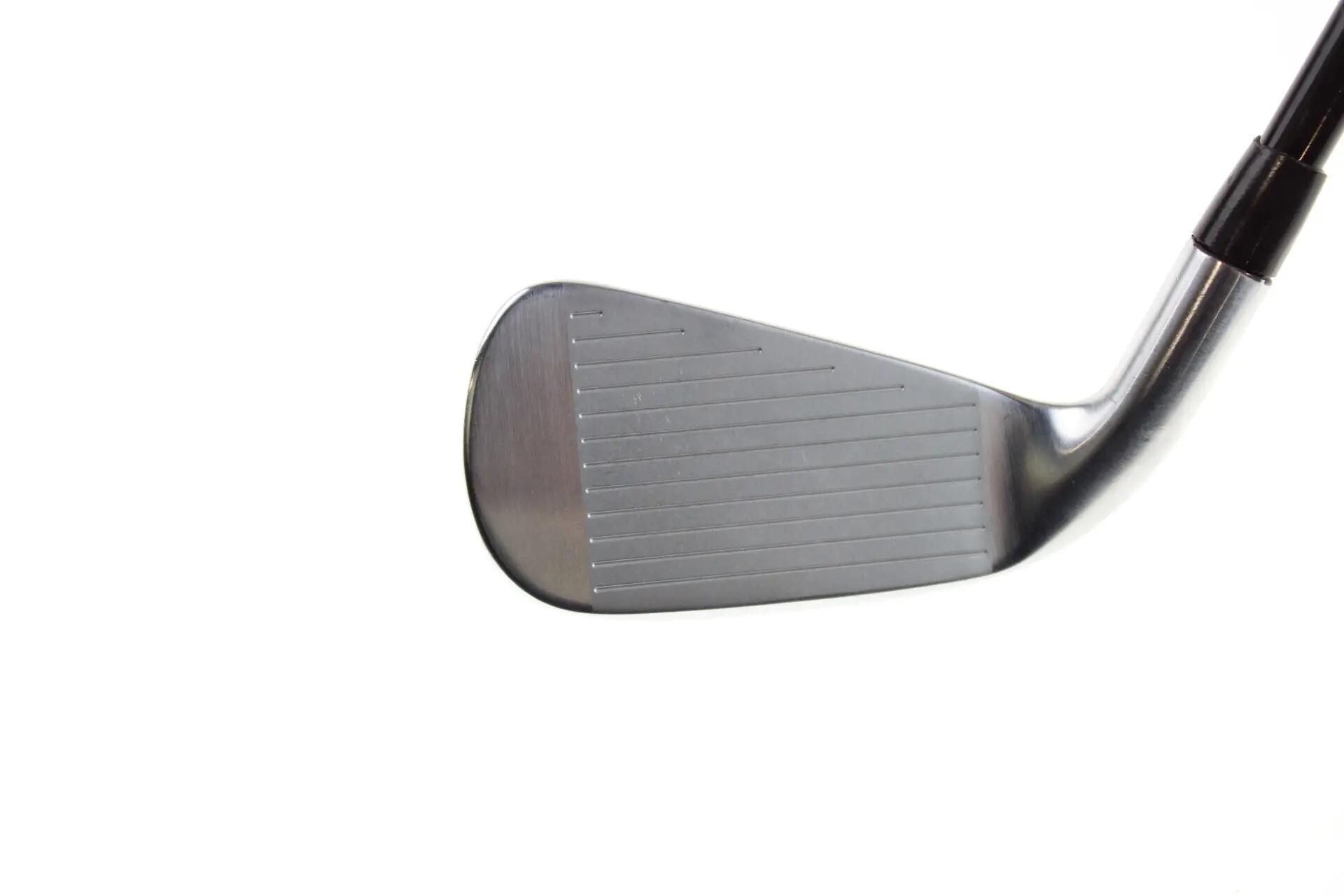 Seconde vie - Titleist U505 Utility Iron RH 22-deg Hybrid - Good 3/6