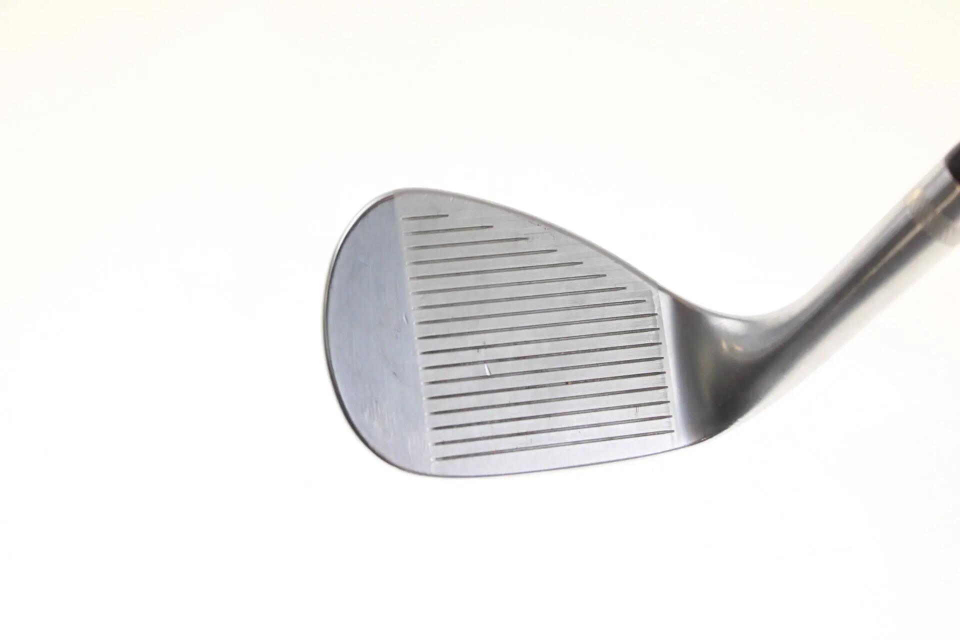 Seconde vie - Titleist Vokey SM10 Tour Chrome M-Grind RH 58-deg Wedge - Good 3/5
