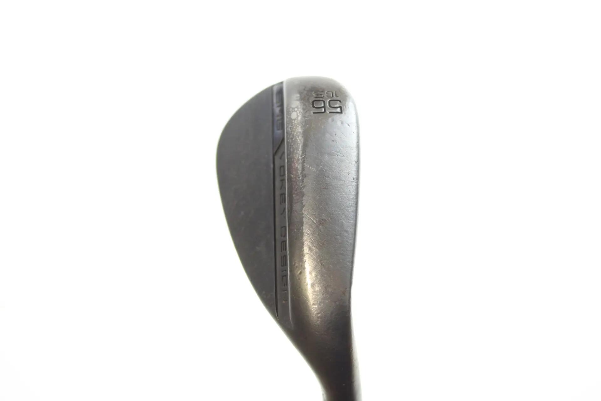 Seconde vie - Titleist Vokey SM8 Jet Black S Grind RH 56-deg Wedge - Sufficient 2/6