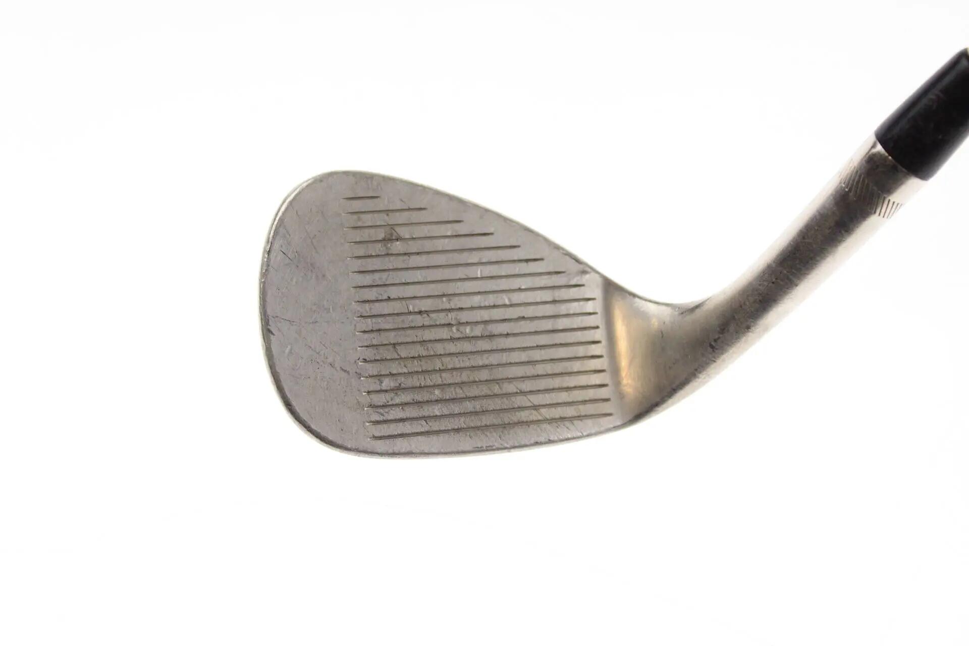 Seconde vie - Titleist Vokey SM4 Black Nickel RH 56-deg Wedge - Sufficient 3/6