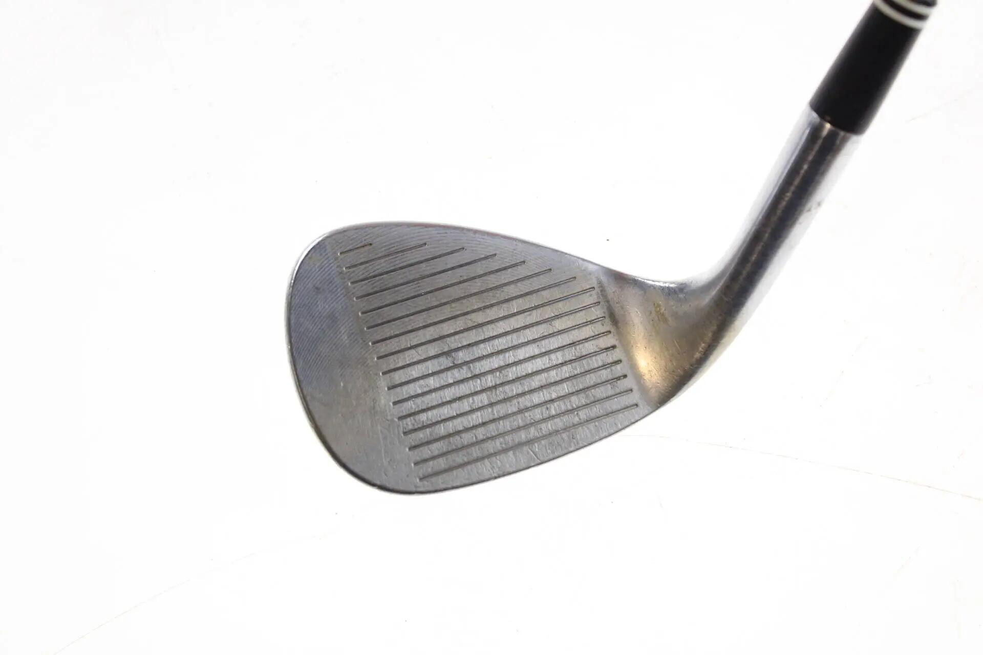 Seconde vie - Cleveland 588 RTX 2.0 CB Tour Satin RH 54-deg Wedge - Sufficient 3/5