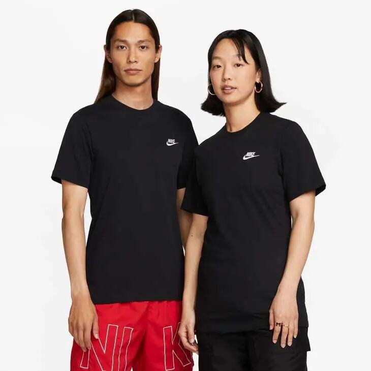 T-shirt uomo nike nero 4/5