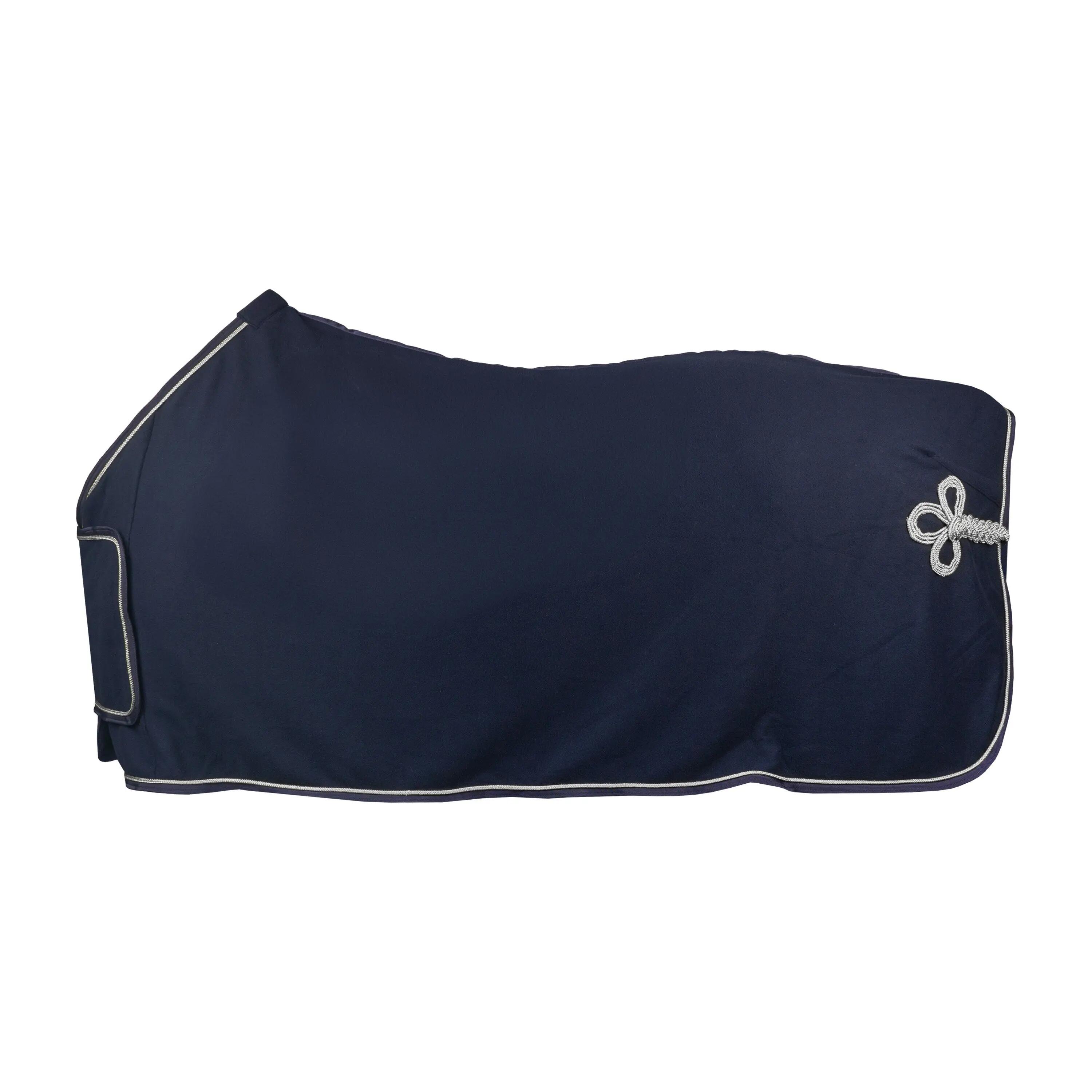 COPERTA IN FLEECE CON PETTORINA E ORNAMENTO 3/7