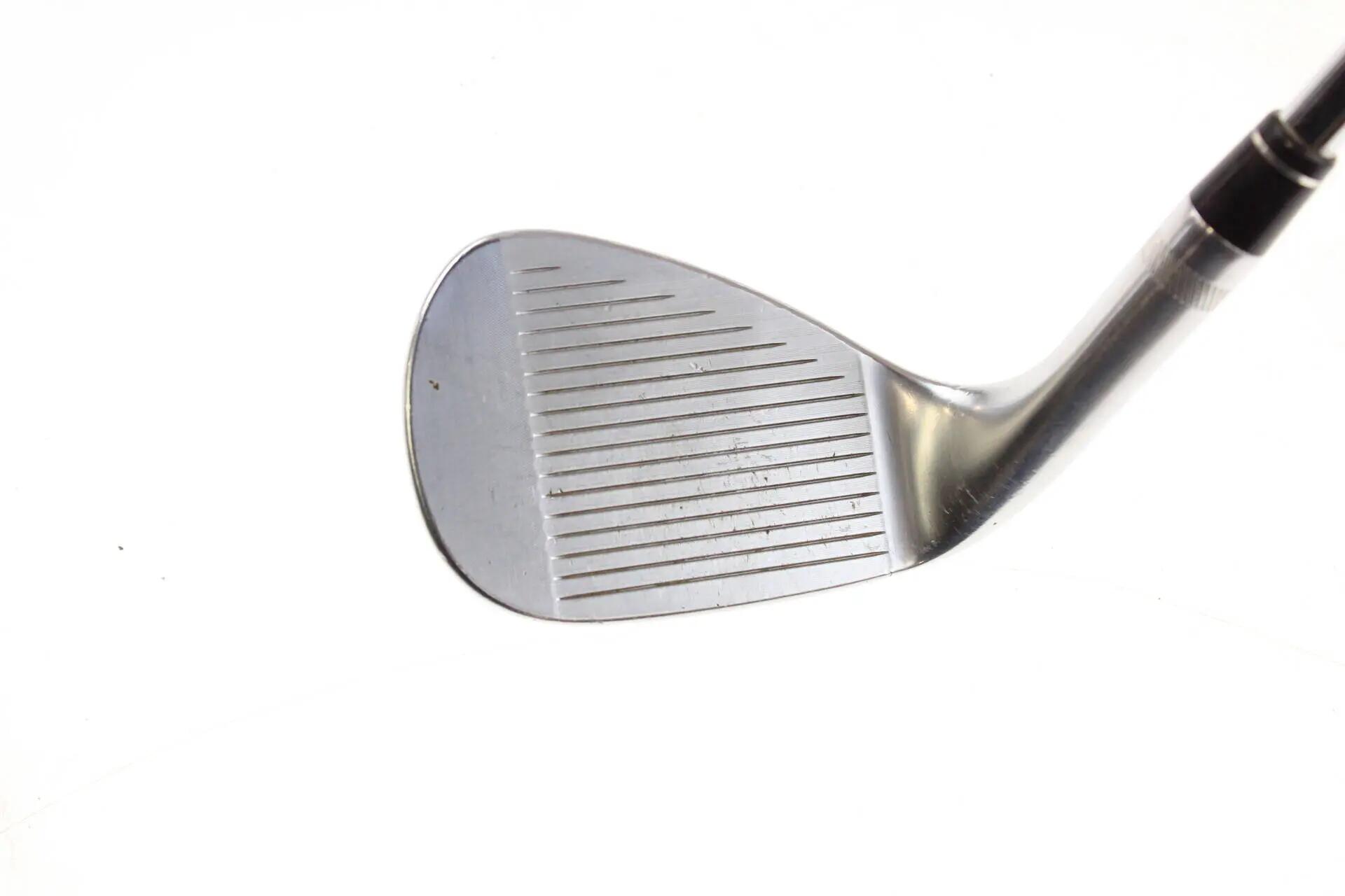 Seconde vie - Titleist Vokey SM8 Tour Chrome F Grind RH 52-deg Wedge - Good 3/5