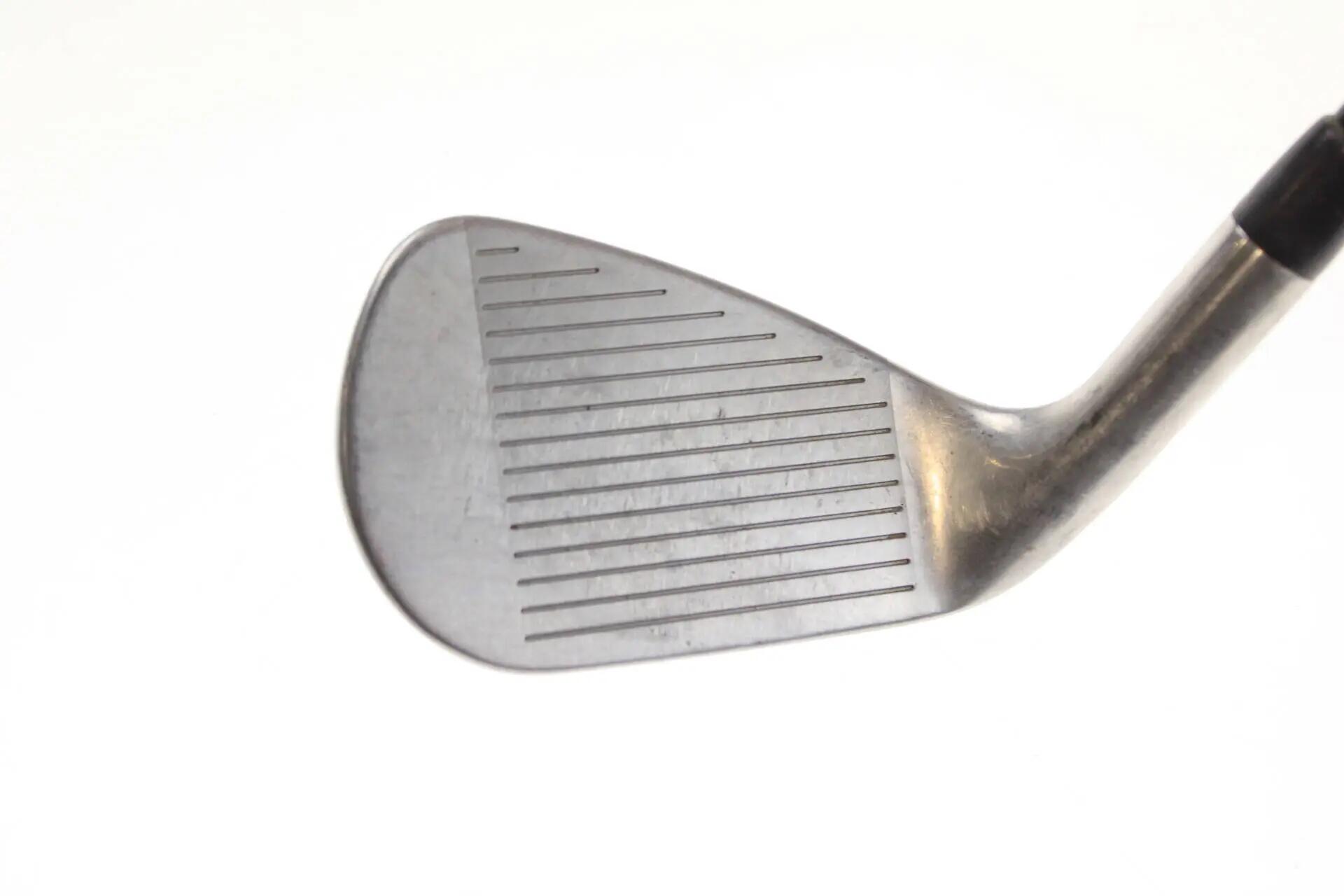 Seconde vie - Titleist T300 RH 48-deg Wedge - Sufficient 3/6
