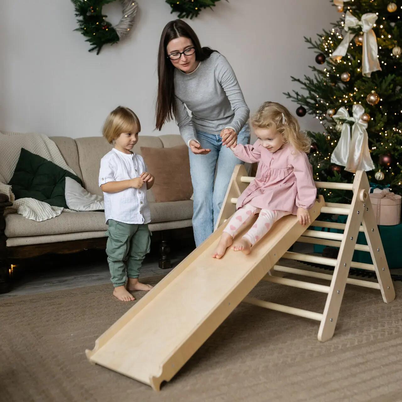 Montessori set: přírodní nelakovaný Piklerův trojúhelník a deska 120 cm 2/9