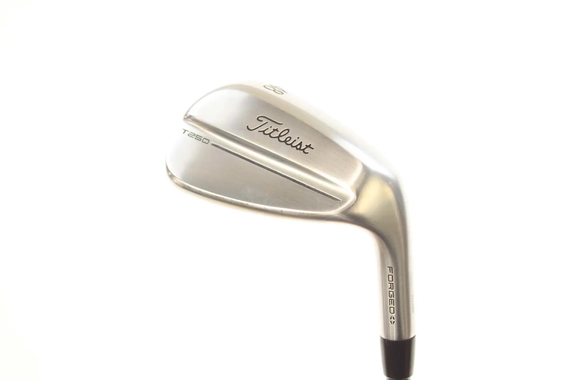 TITLEIST picture