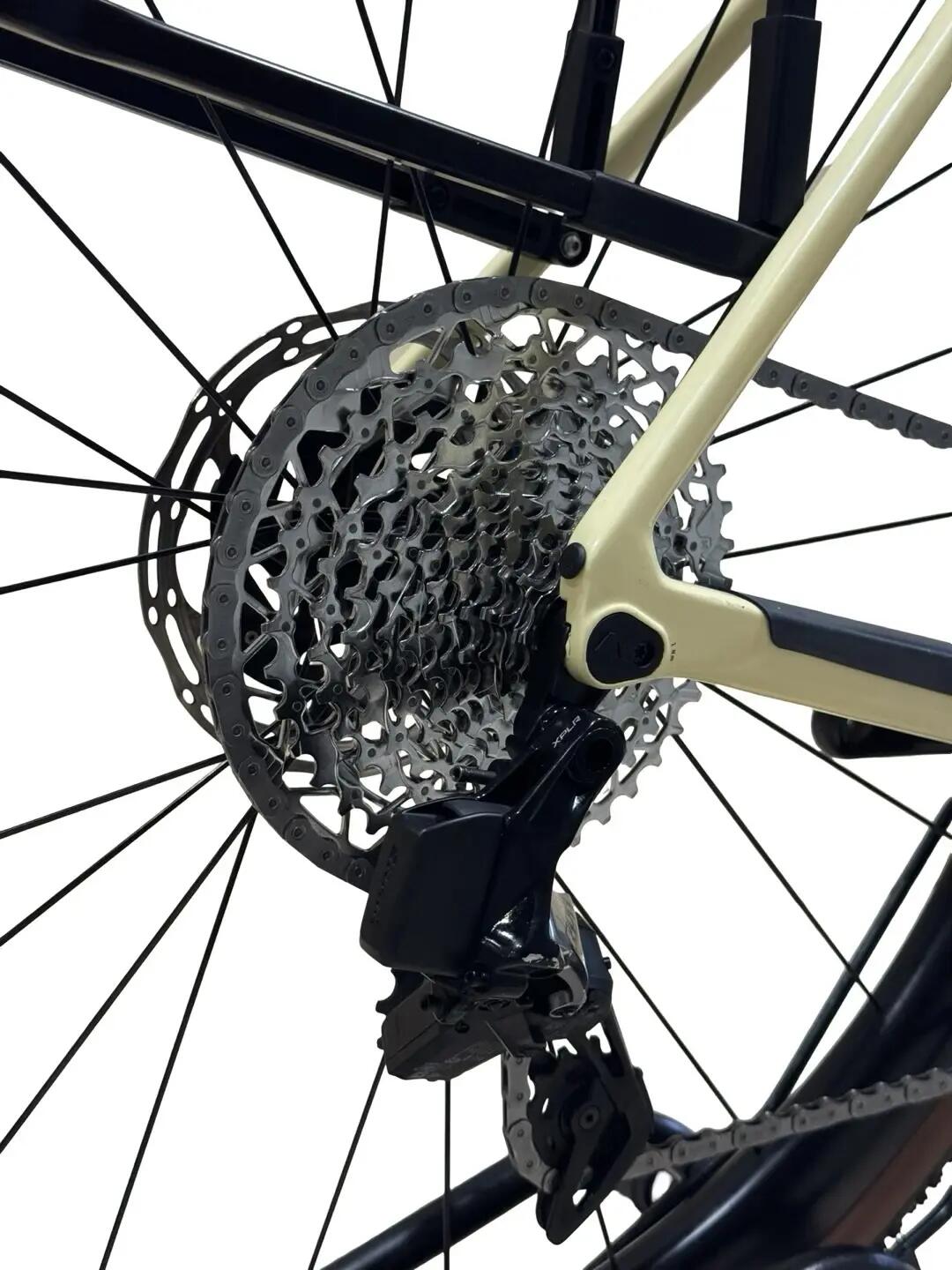 Segunda vida - Bicicleta de cascalho Canyon Grail CF SLX 9 eTap - Como novo 12/12