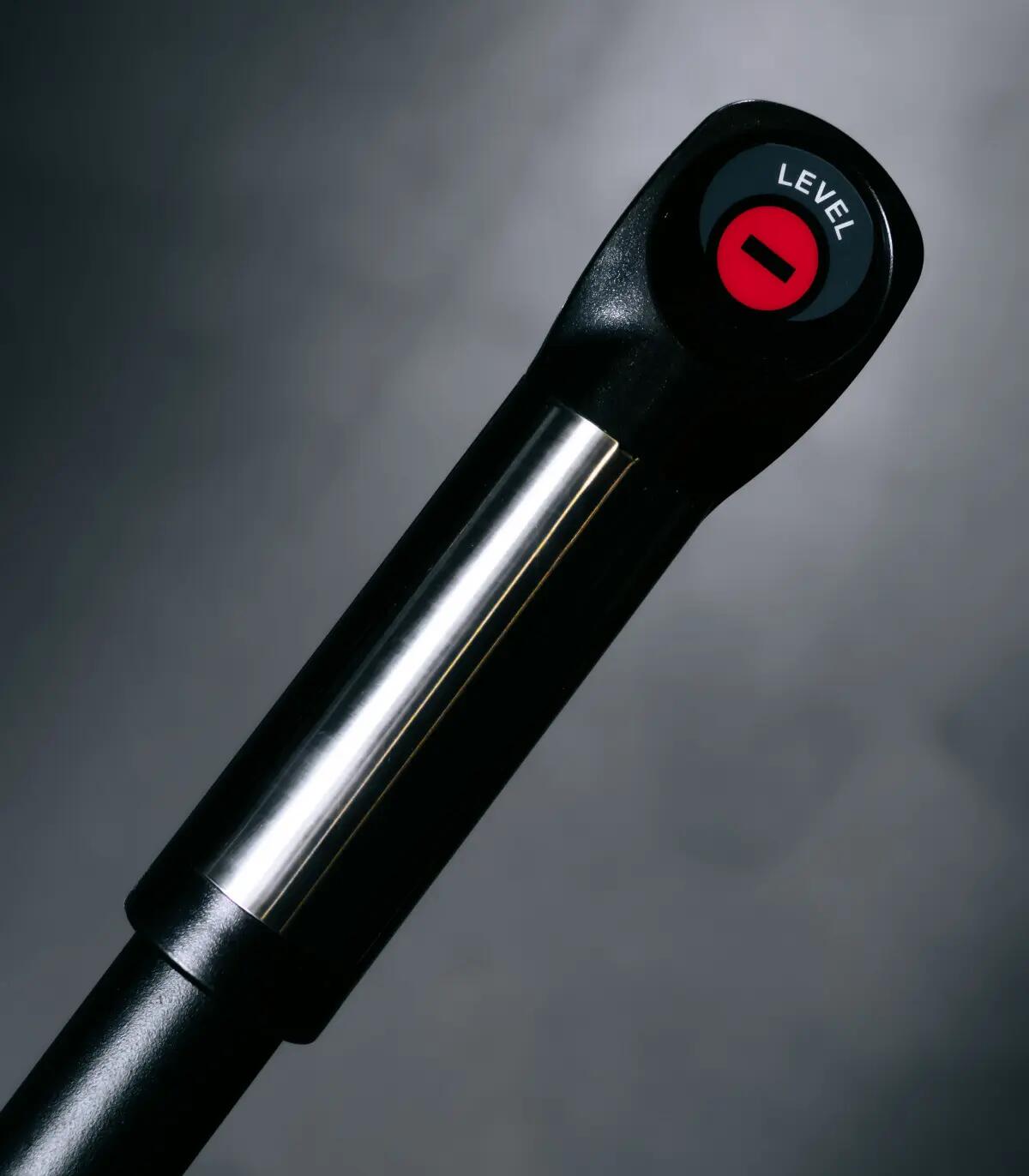 Vélo semi allongé ROADSTER TFT auto-alimenté CARE - ergomètre connecté 8/12