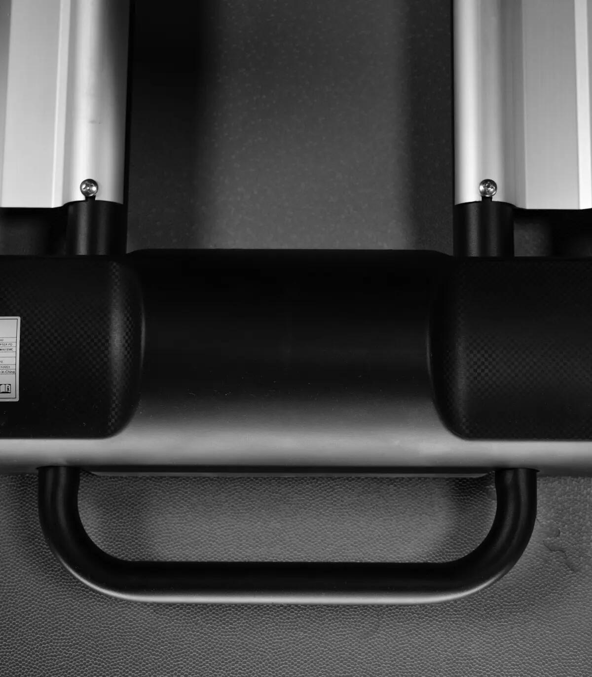 Ellipsentrainer ELLIPTER FD LED selbstversorgt - CARE - vernetzter Ergometer 12/13