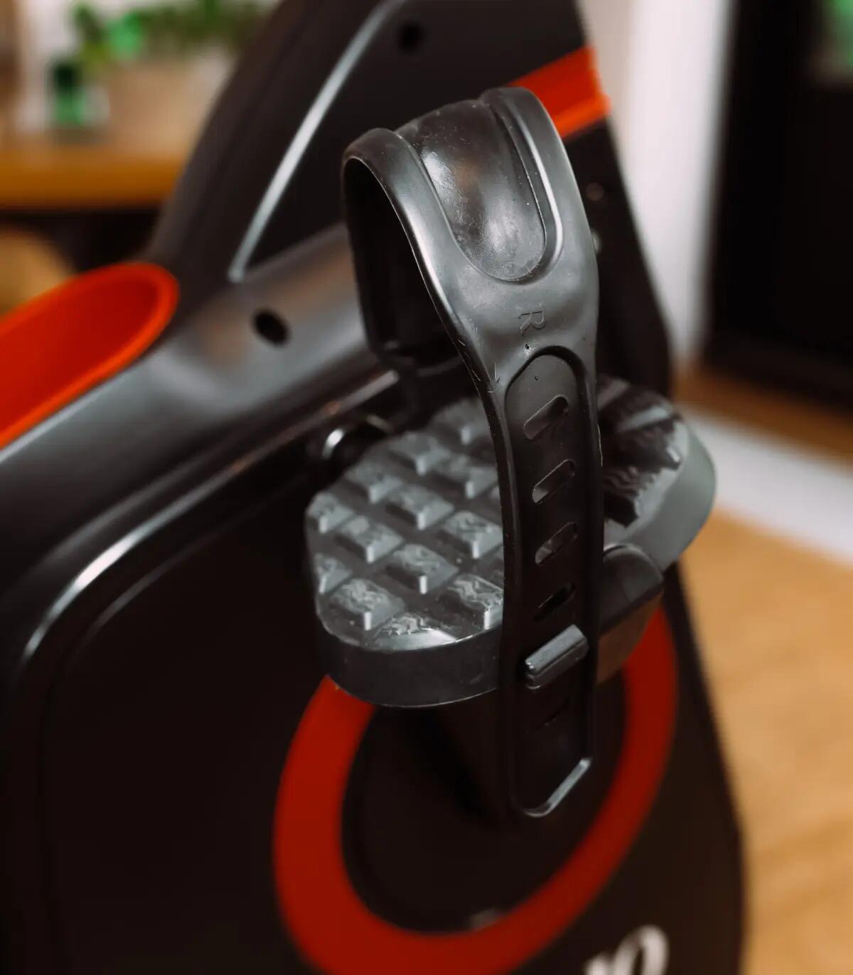 Halbliege-Heimtrainer - CARE - CARDIO MASTER DELUXE 12/13