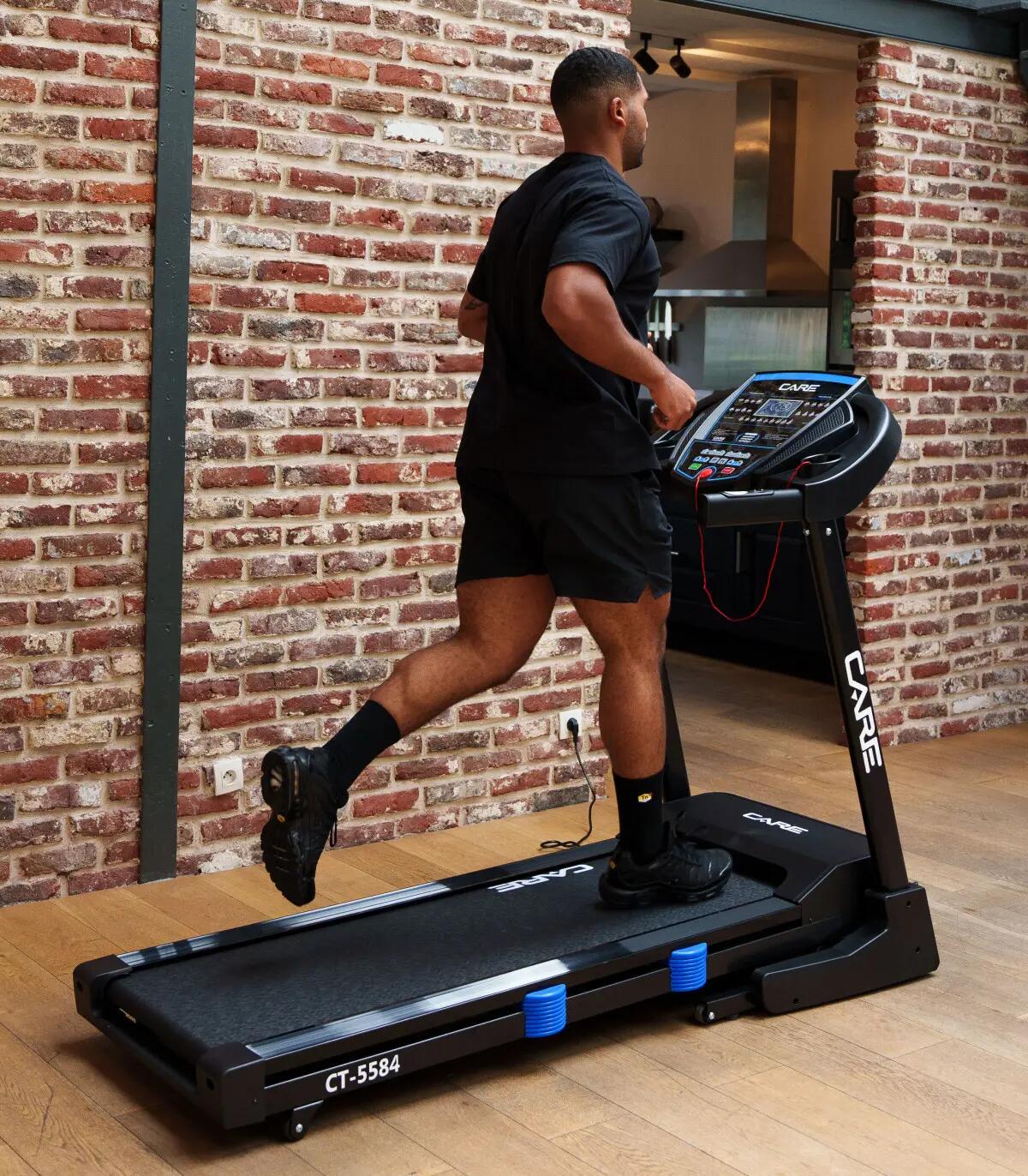 Tapis de course Connecté CARE - CT-5584-3 - 18km/h - Kinomap 8/15