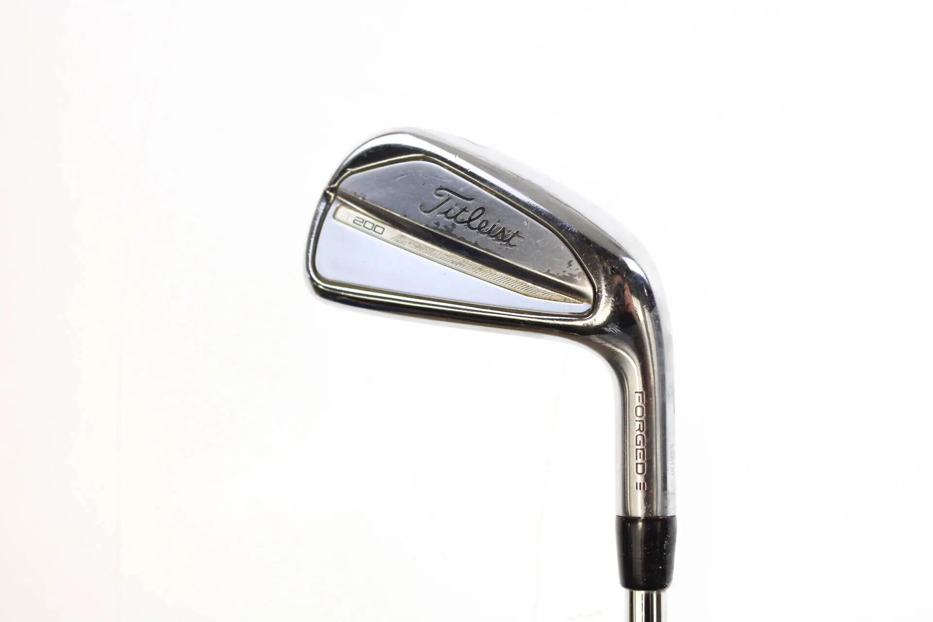 TITLEIST picture