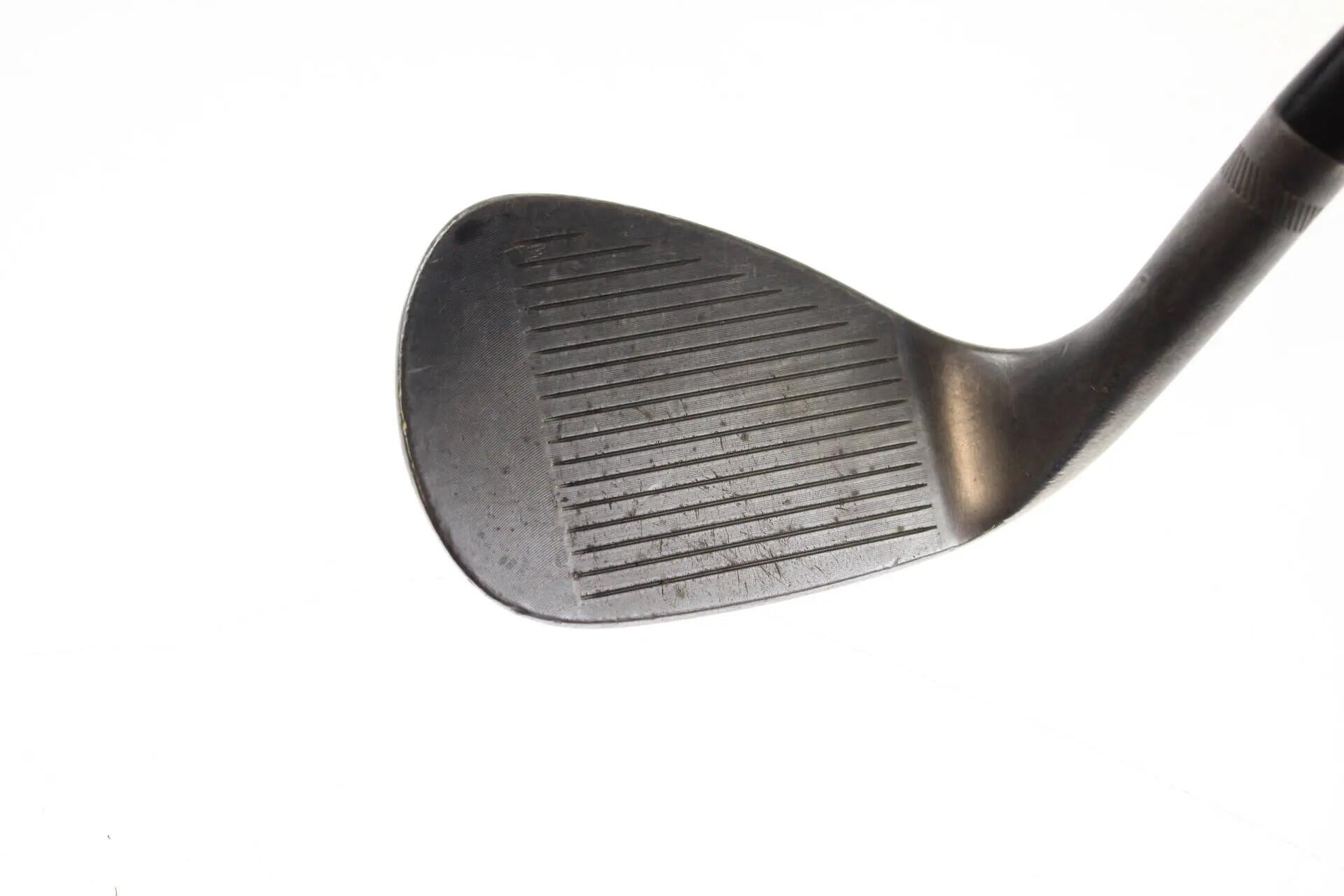 Seconde vie - Titleist Vokey SM8 Jet Black S Grind RH 54-deg Wedge - Sufficient 3/6