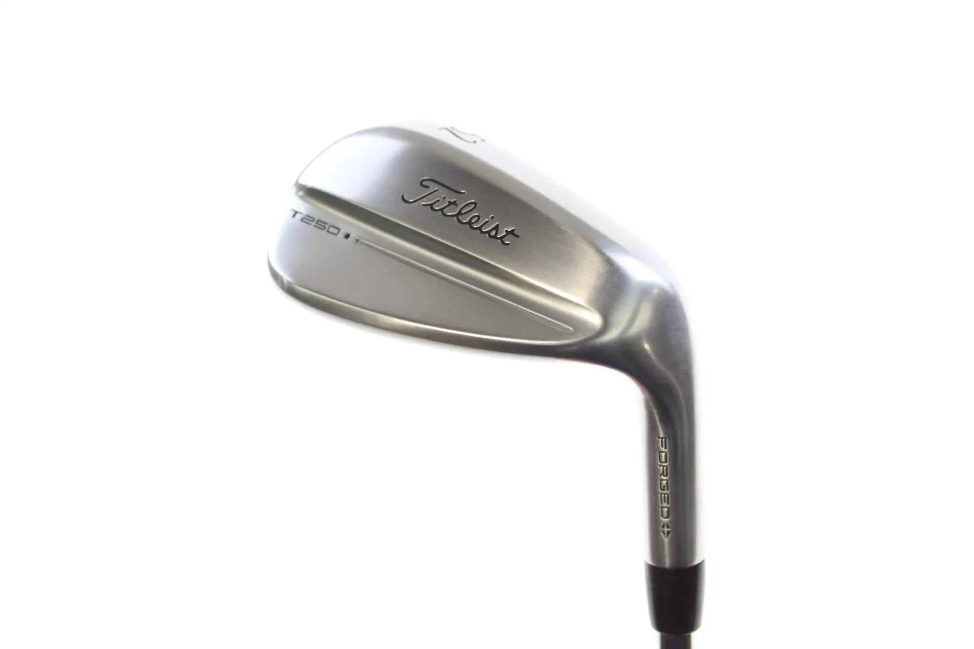 TITLEIST picture